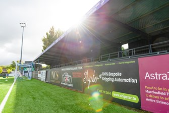 Shipster Board on Macclesfield Pitch